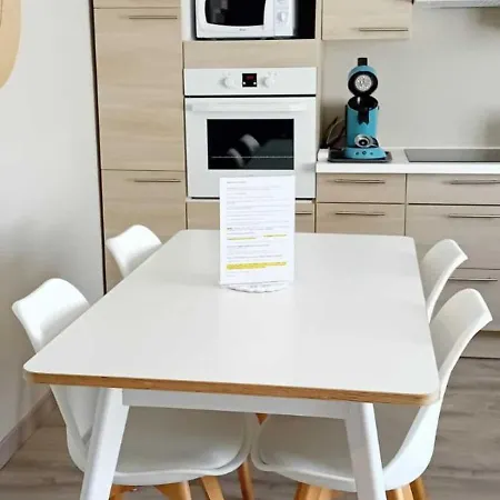 La Falaisienne - Au Coeur De La - 