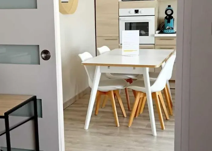 La Falaisienne - Au Coeur De La - 