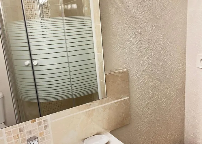 Daire La Falaisienne - Au Coeur De La - 